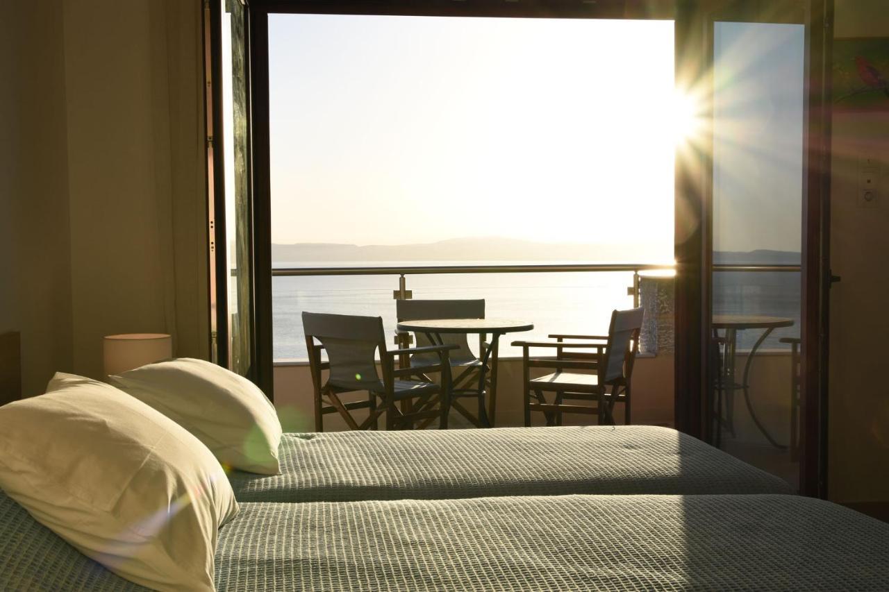 Villa Dafni - Infinite Sea Vistas With Private Pool Kalamáta Kültér fotó