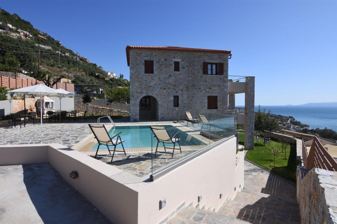 Villa Dafni - Infinite Sea Vistas With Private Pool Kalamáta Kültér fotó