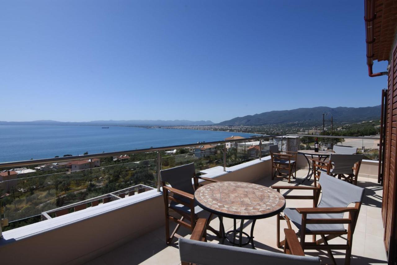 Villa Dafni - Infinite Sea Vistas With Private Pool Kalamáta Kültér fotó