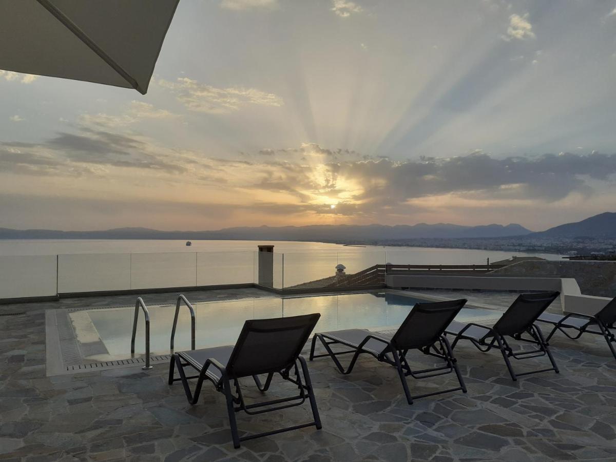 Villa Dafni - Infinite Sea Vistas With Private Pool Kalamáta Kültér fotó